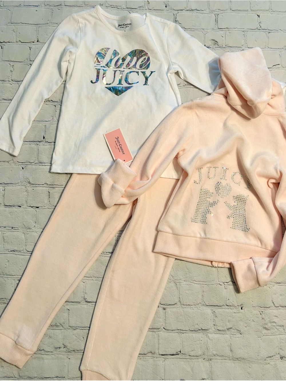 NWT Juicy Couture Girls 3-Piece Sweatsuit Set - Rhinestone detail (Size 5)